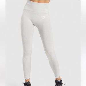 Gymshark Vital Seamless Leggings size medium light grey